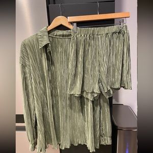 Green Plisse Set